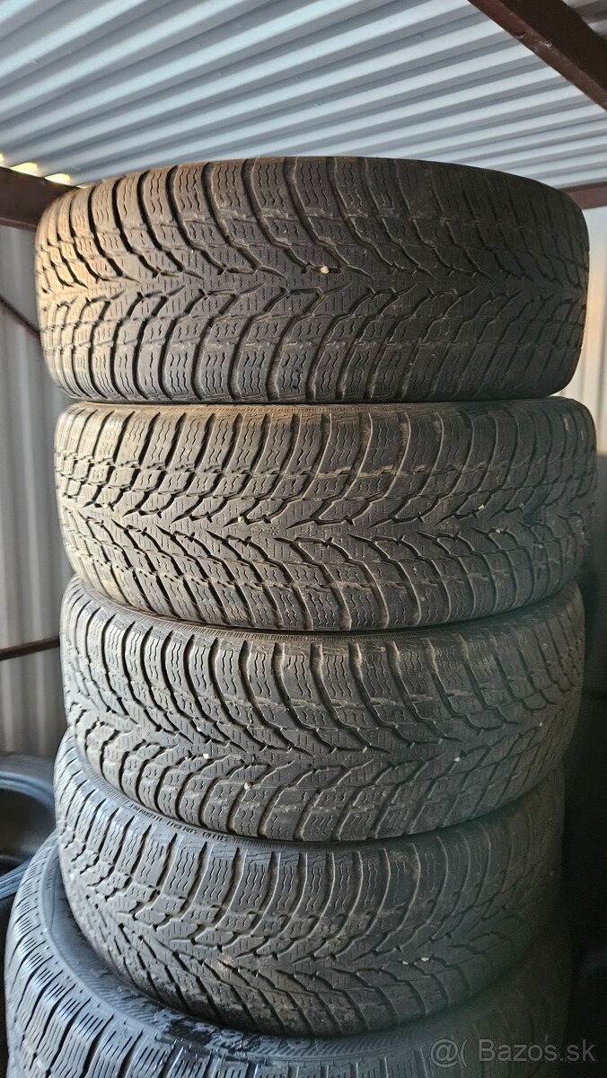 185/60 R14 Nokian zimne