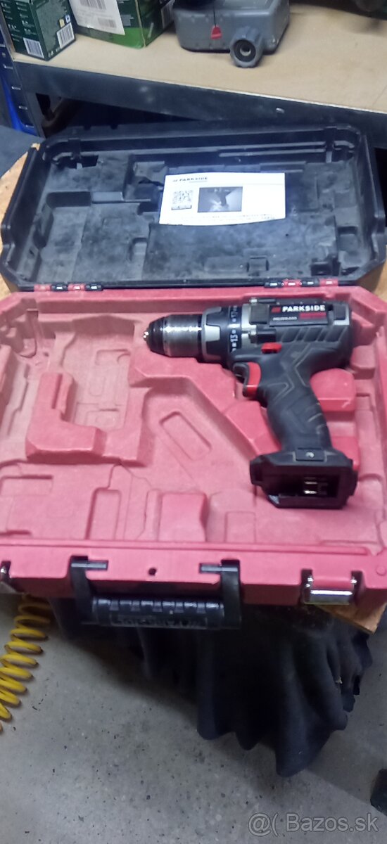 Parkside uťahovačka