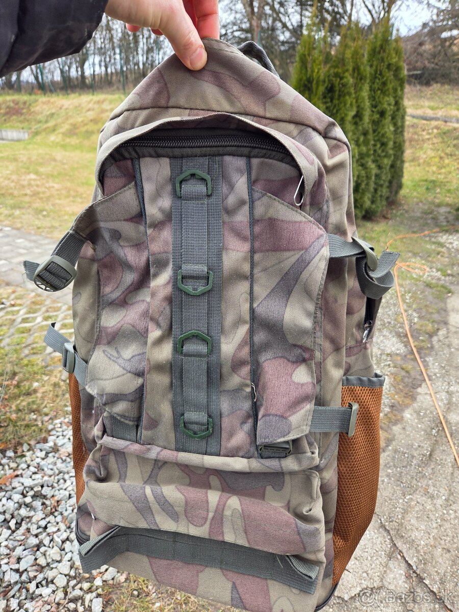 Ruksak batoh maskacovy novy