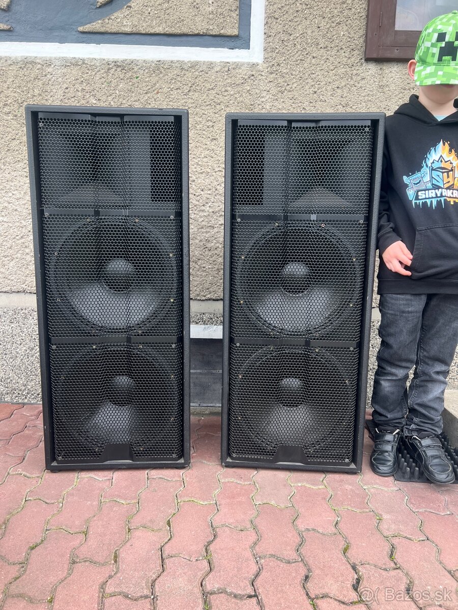 Predám reproduktorý 2x15"+ 1.4"