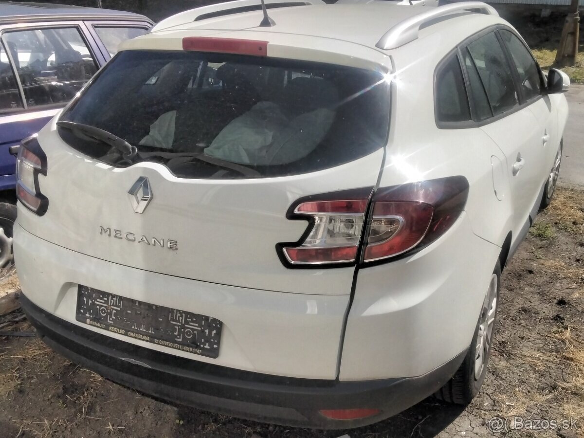 Renault Megane Grandtour III 1.6 2010 predám PIATE DVERE, NÁ