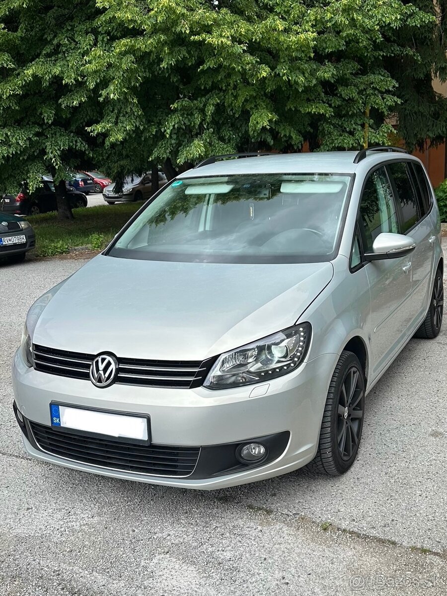 VW Touran 1.6 77 kW webasto