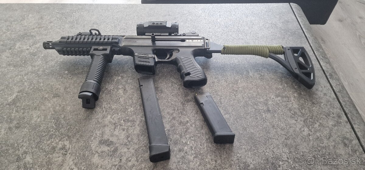 CSV-9 M4 Samonabíjacia pištoľ