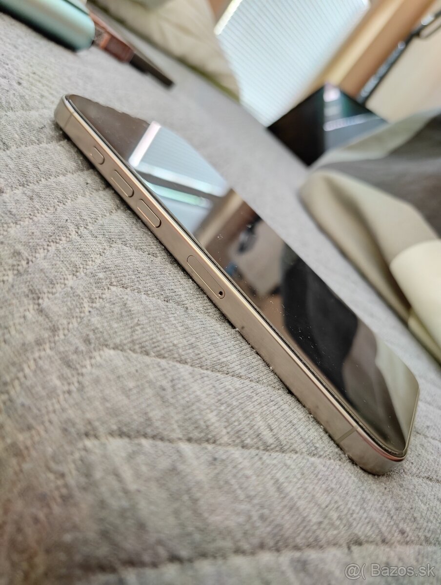 iPhone 16 Pro Max 256GB natural titanium