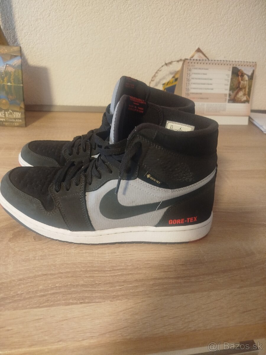 Jordan 1 Retro High Element Gore-Tex Black Infrared