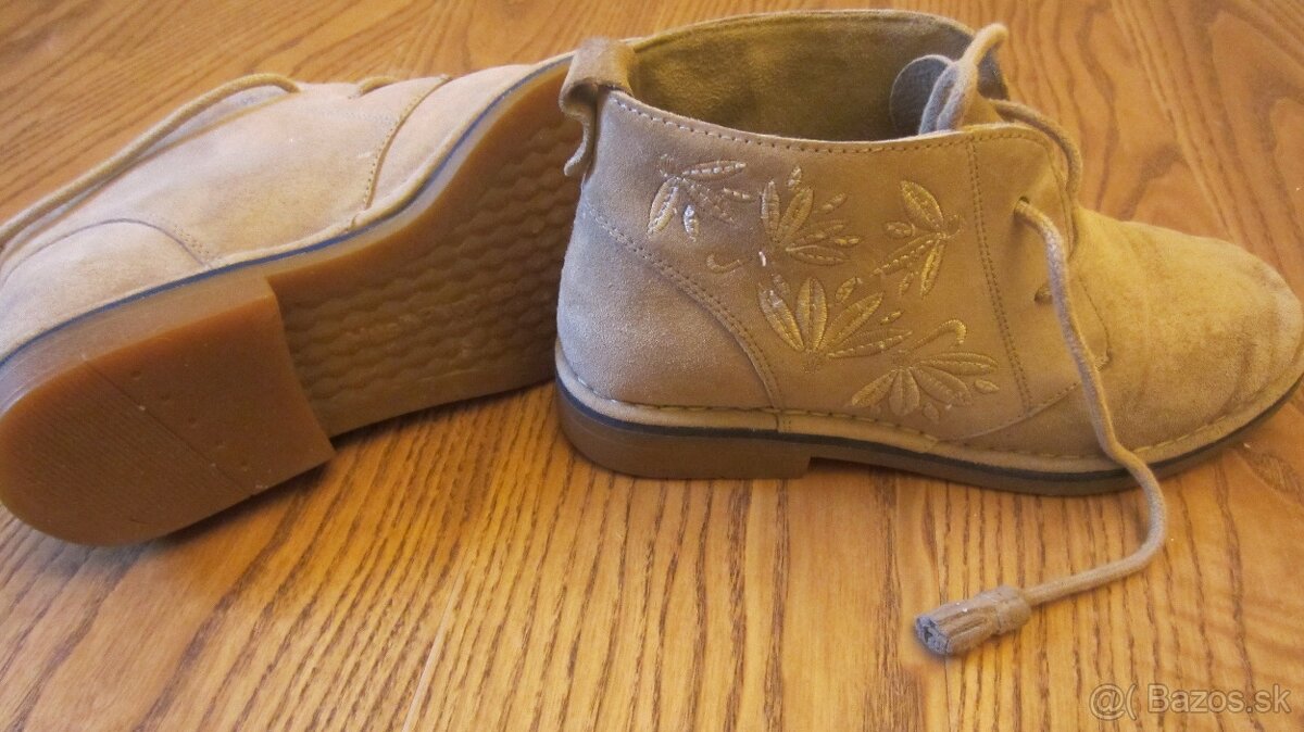 hush puppies