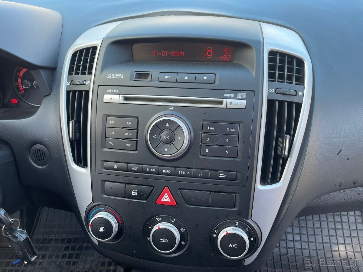 Kia Ceed 2012 85kw 1.6 dizel AO combi