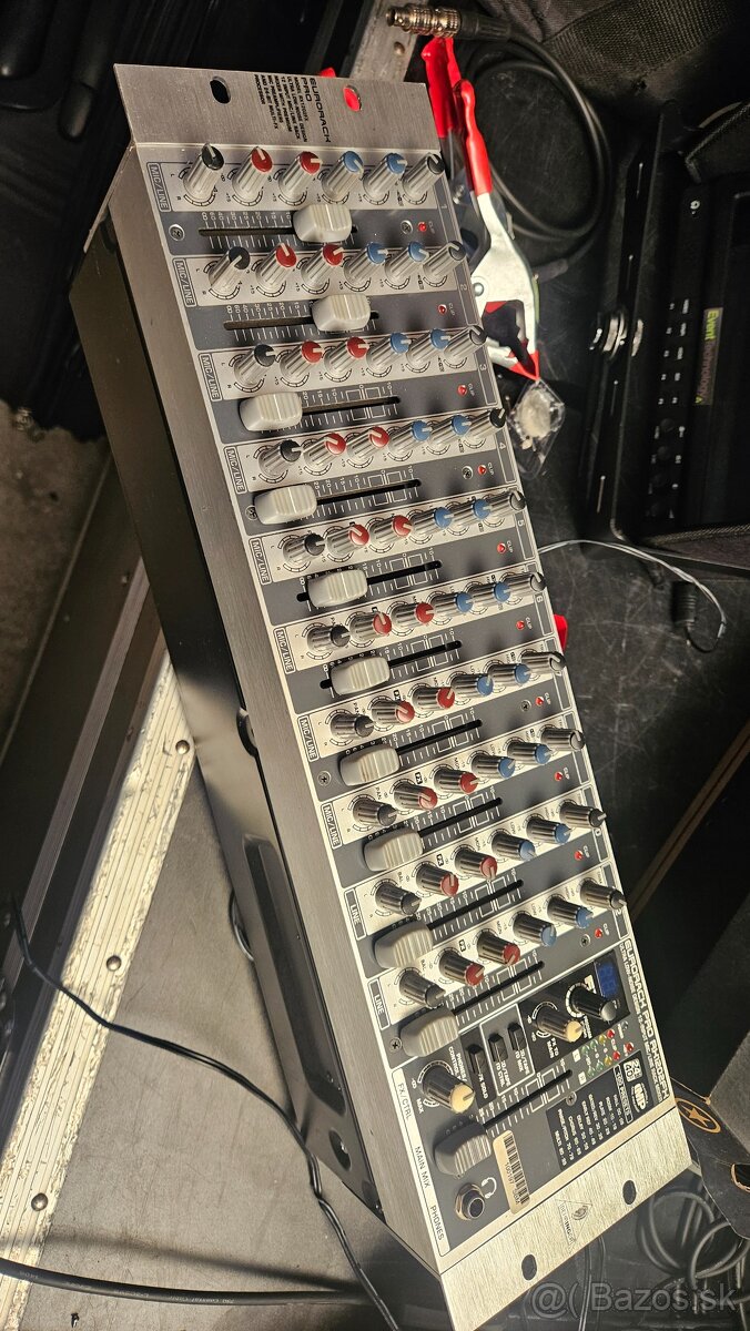 behringer eurorack pro ax1202fx