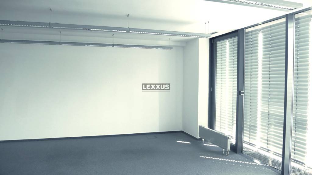 I administratívne priestory v novostavbe, Tomášikova.