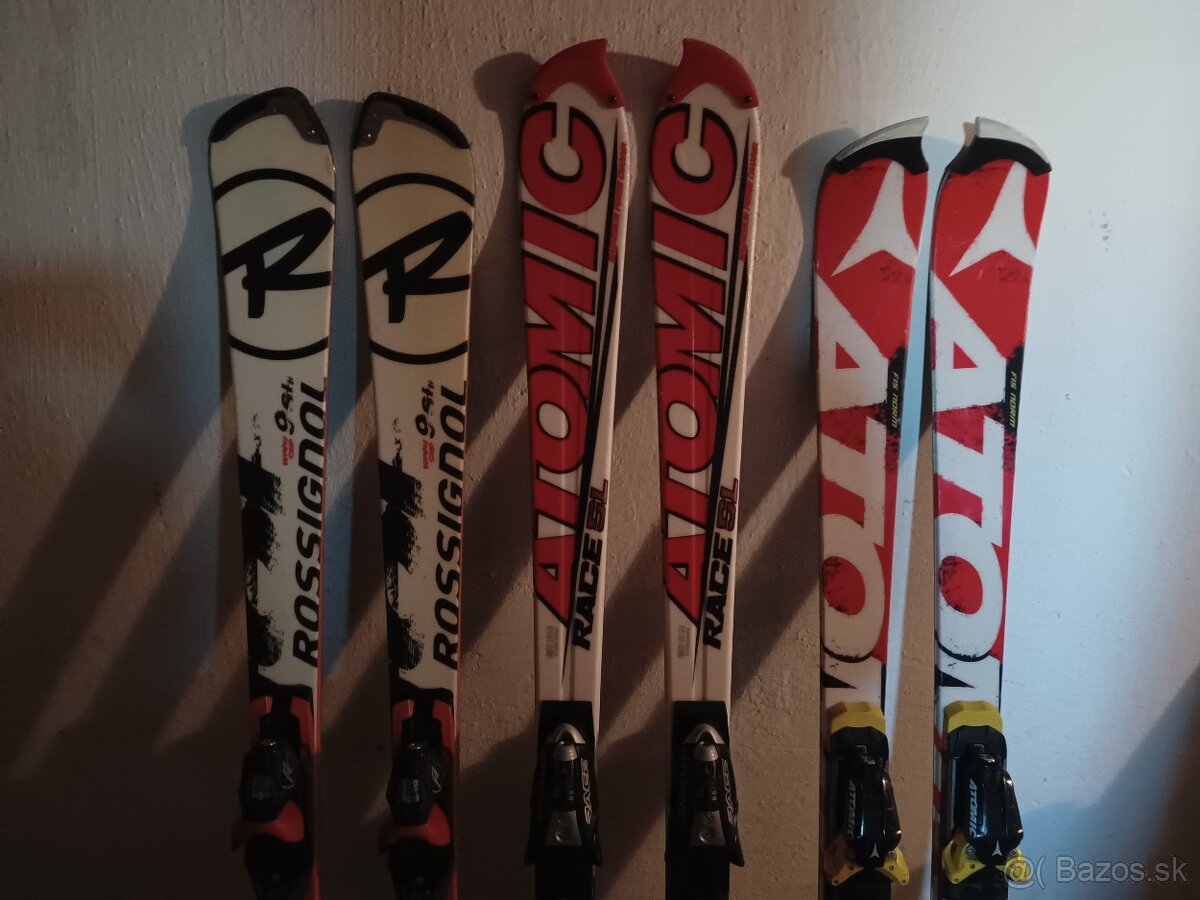 slalomove lyze Rossignol 160 cm a ATOMIC 158 cm a 165 cm