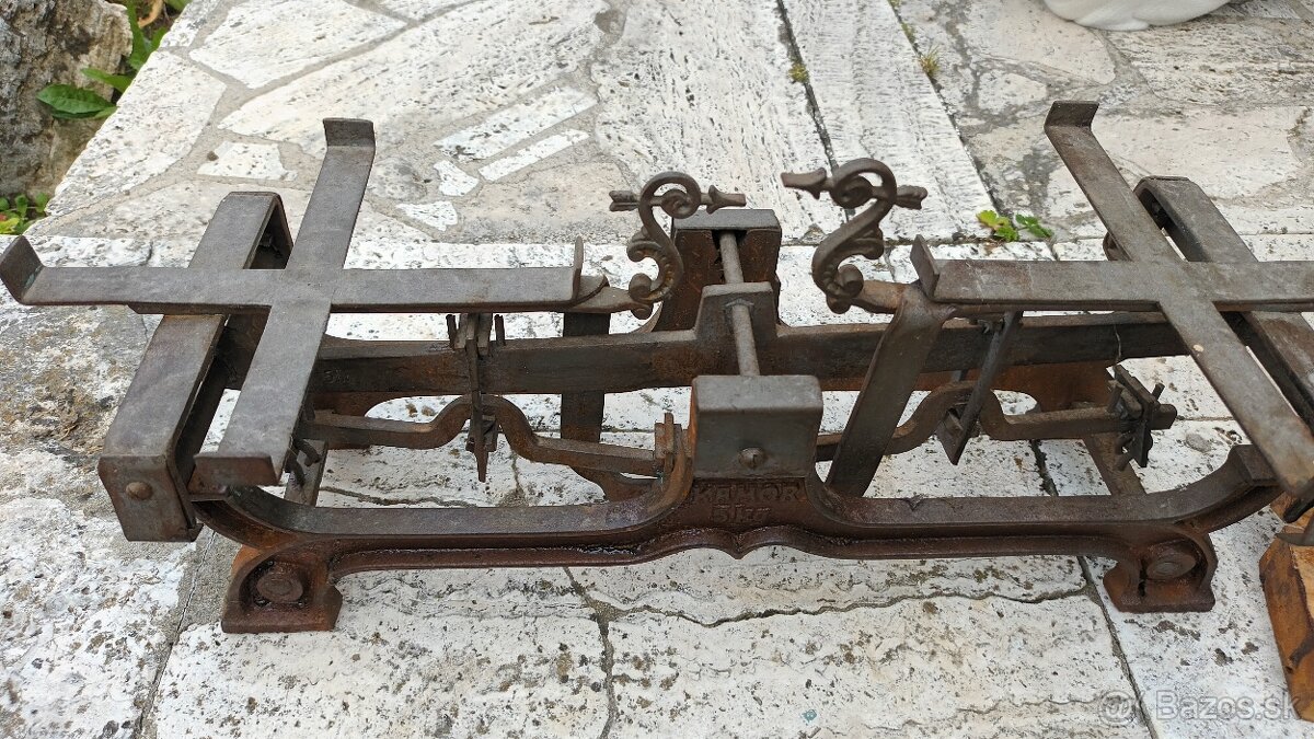 Predám rôzne starožitnosti