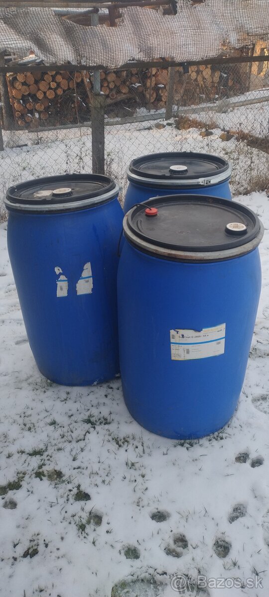 Plastové sudy 220 L