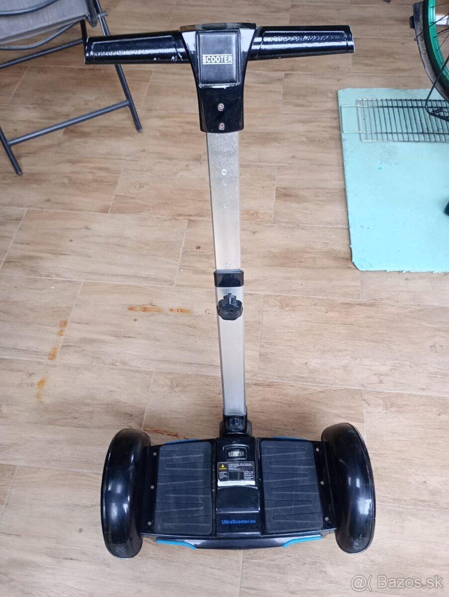 Hoverboard s tyčou