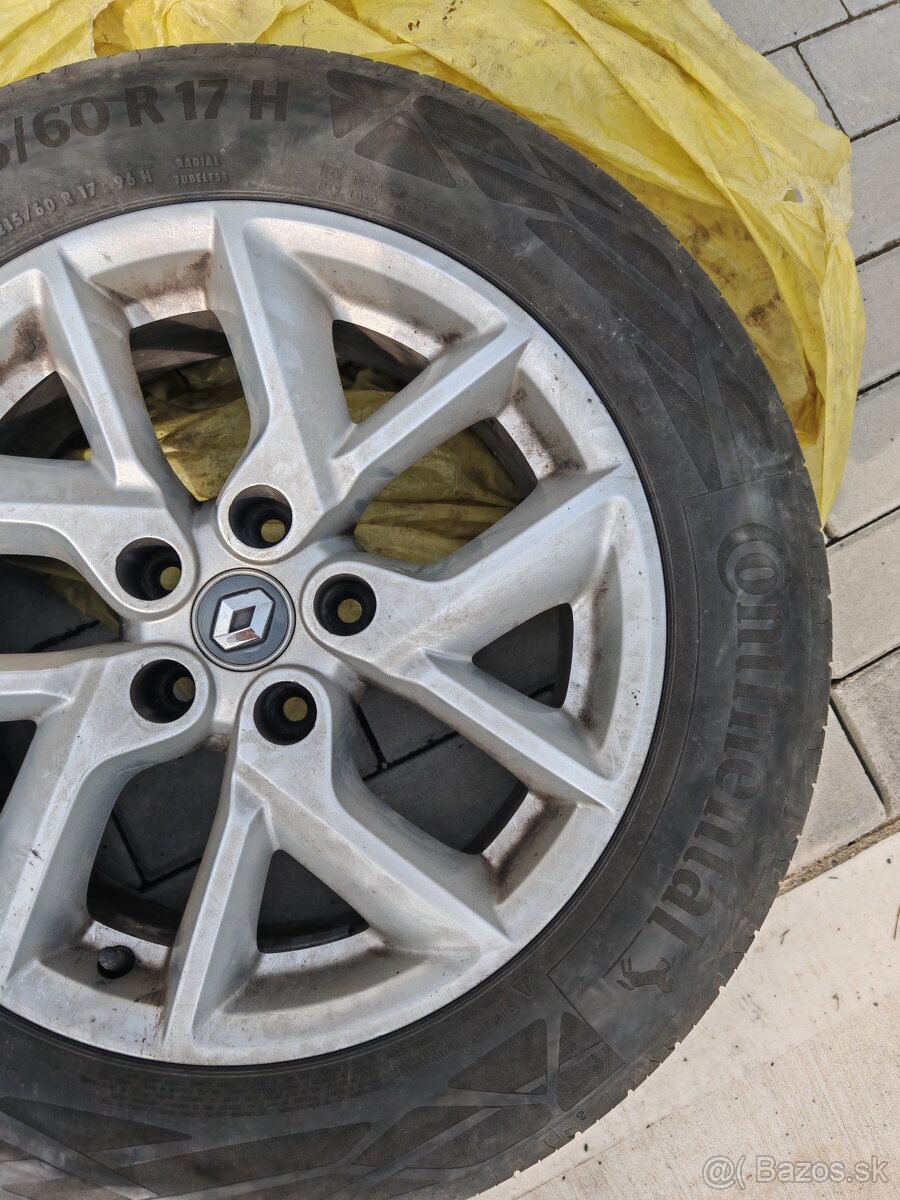 Disky 7Jx17 5x114.3mm originál Renault+Pneumatiky Continent.