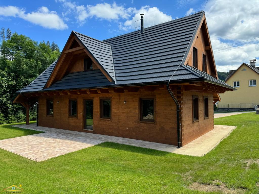 Predaj: Lukratívna chata v obci Nový Hrozenkov (261-CH)