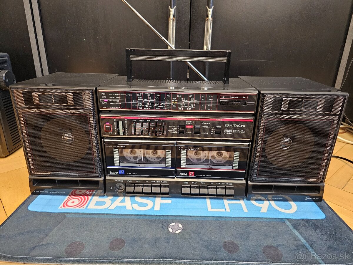 HITACHI TRK-W540 z roku 1986