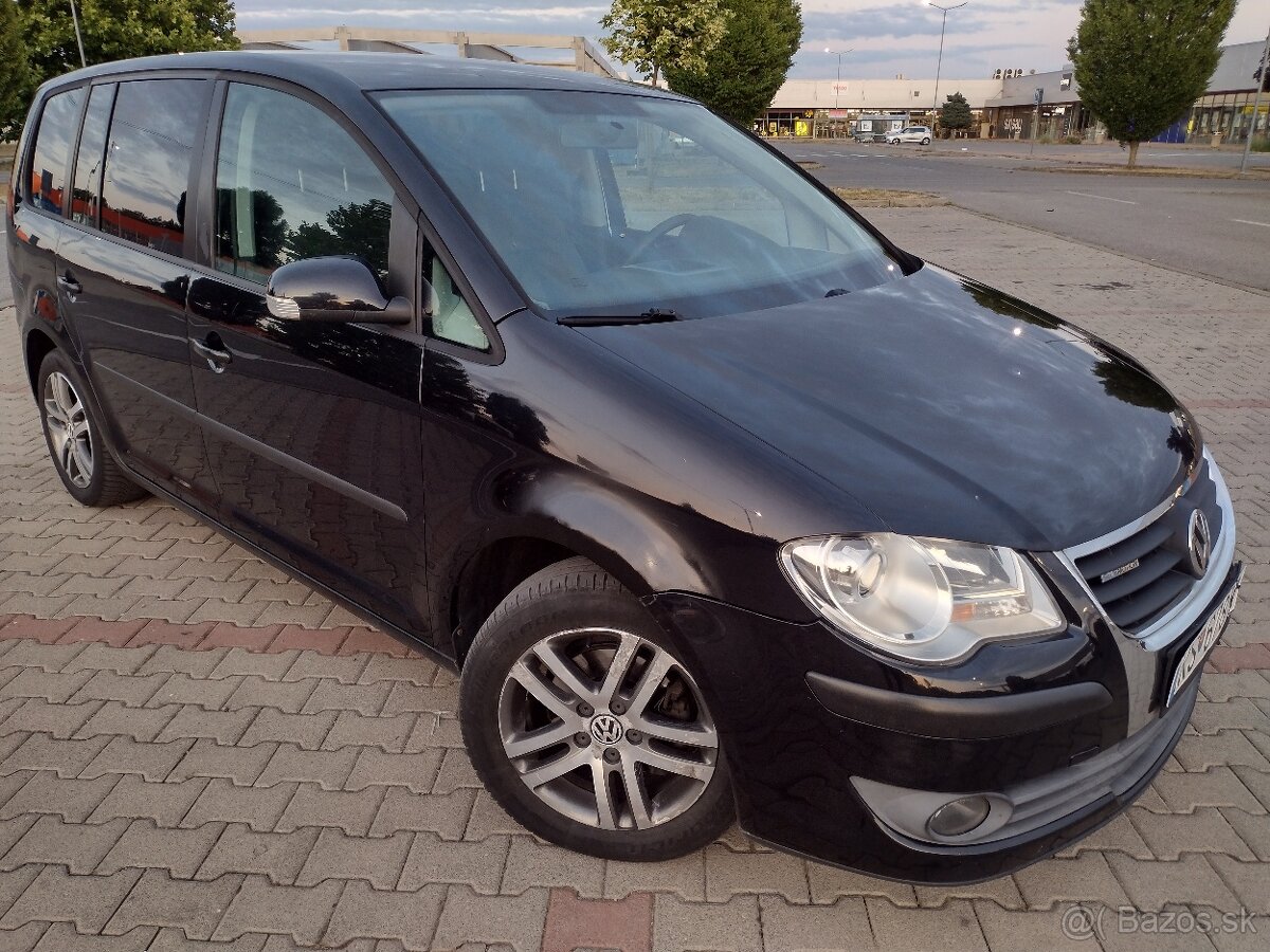 Volkswagen Touran Facelift 1.9 TDI 77kw 7.Miestné