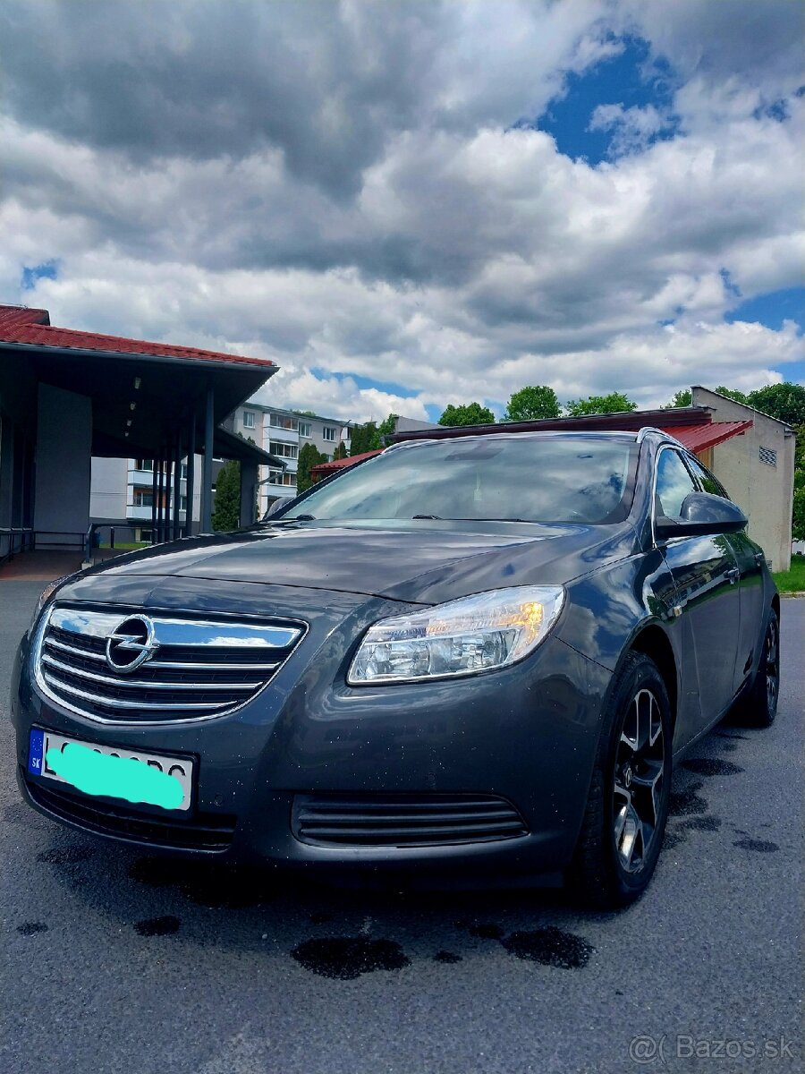 Predám Opel Insignia.