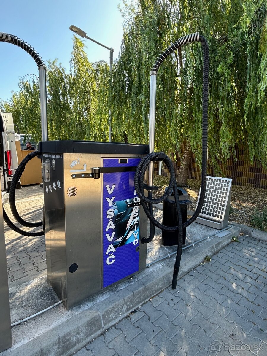 Vysávače so stojanom do autoumyvárne