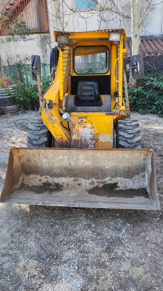 Jcb robot165-hf
