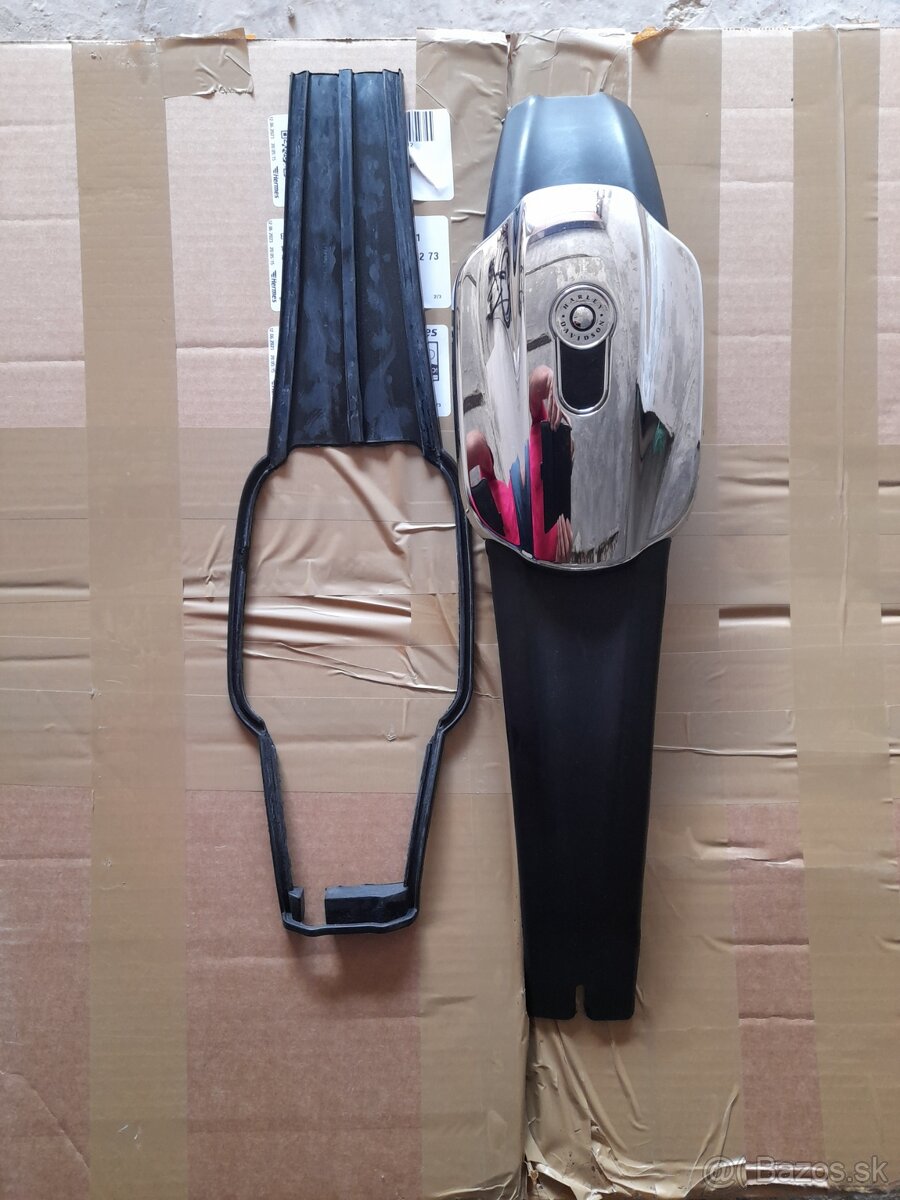 HARLEY DAVIDSON® BREAKOUT FXSB Dashcover