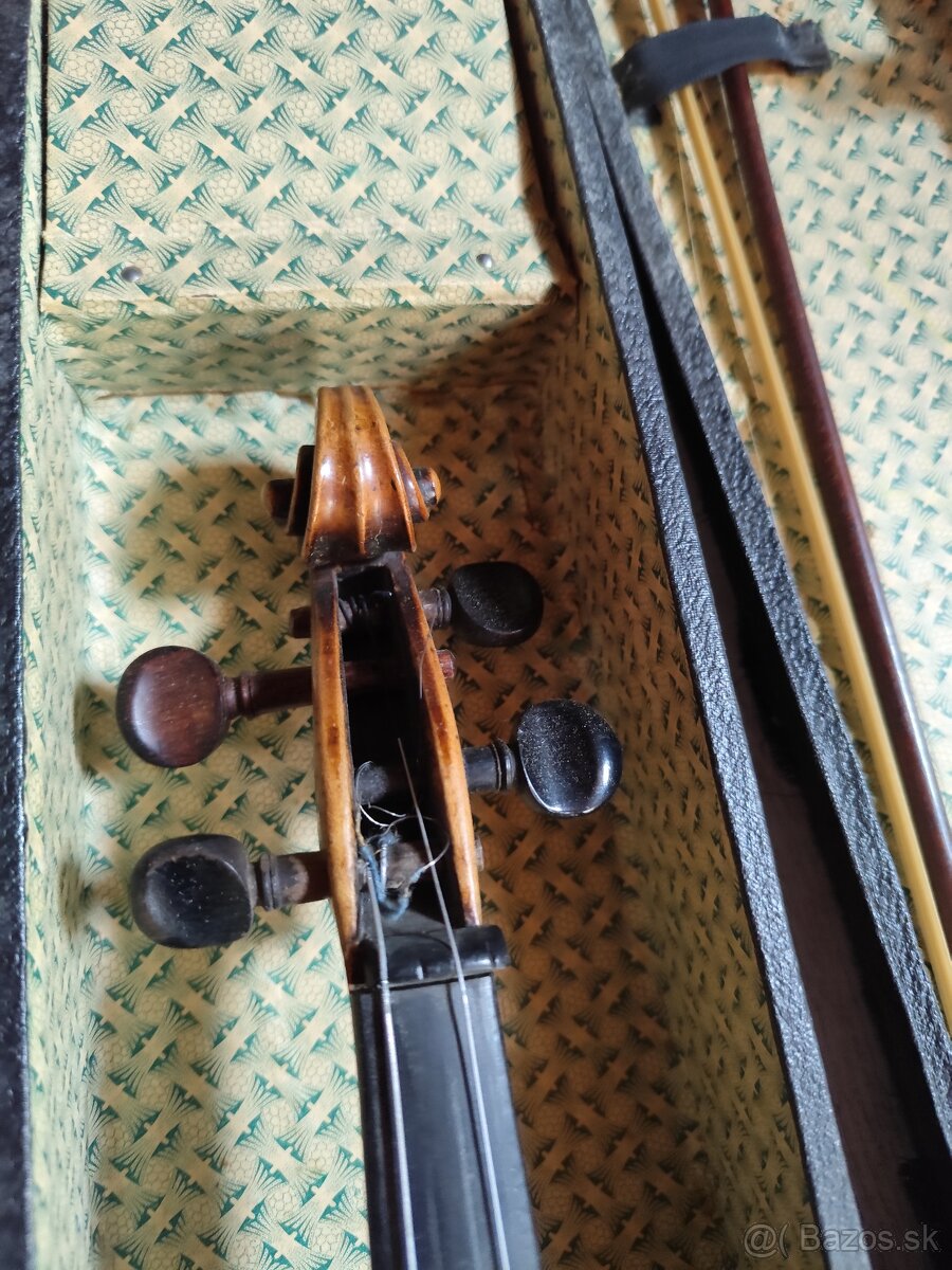 Husle Amati