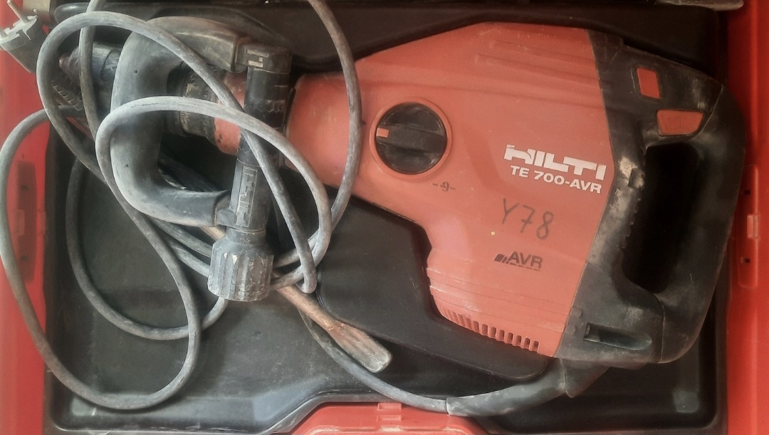 Hilti te 700avr
