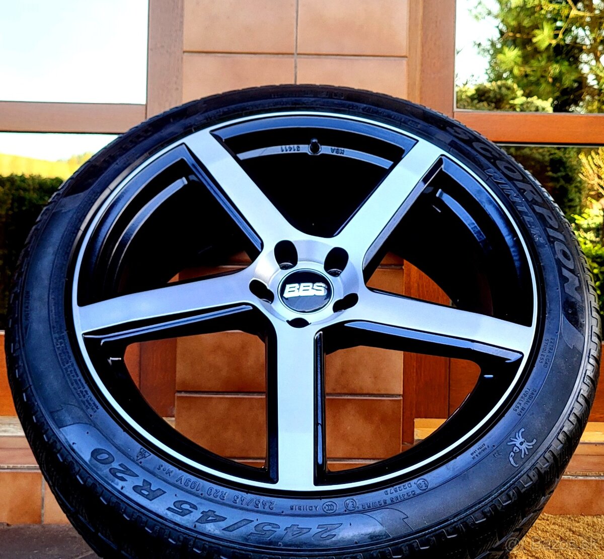 alu R20 5x108, pneu 245/45, Land Rover Jaguar Ford Volvo