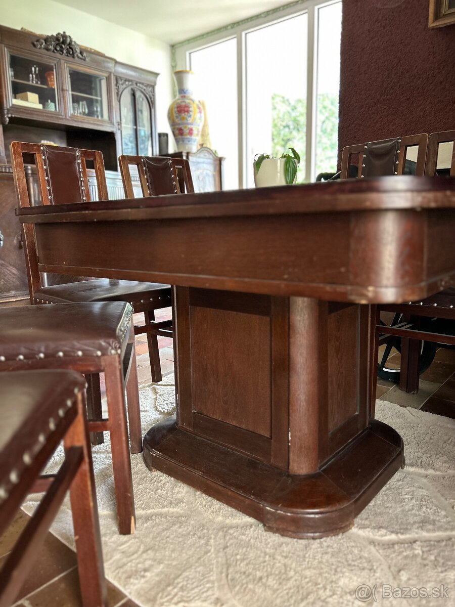 Starožitny stôl + 6 stoličiek