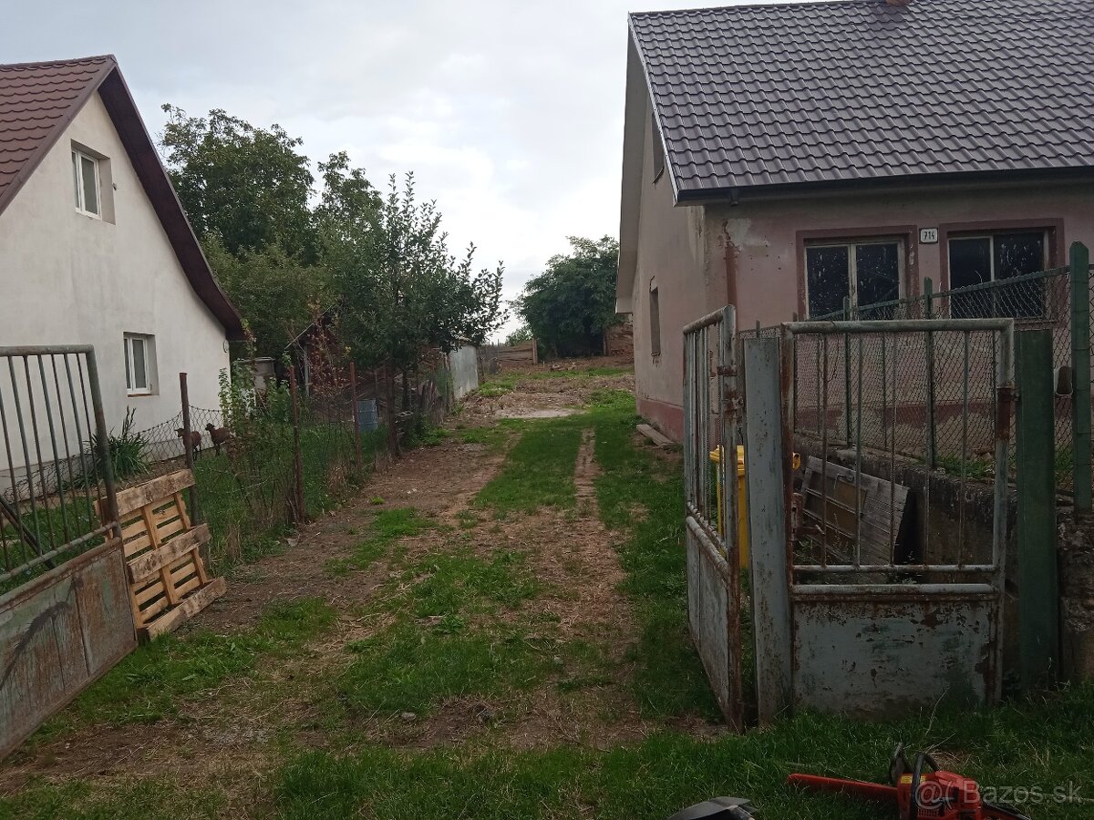 Predám 3 izbový rodinný dom Prašice (DVOJDOM