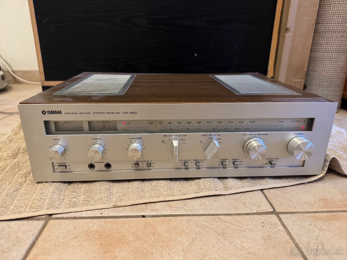 Yamaha CR-620 vintage hifi receiver