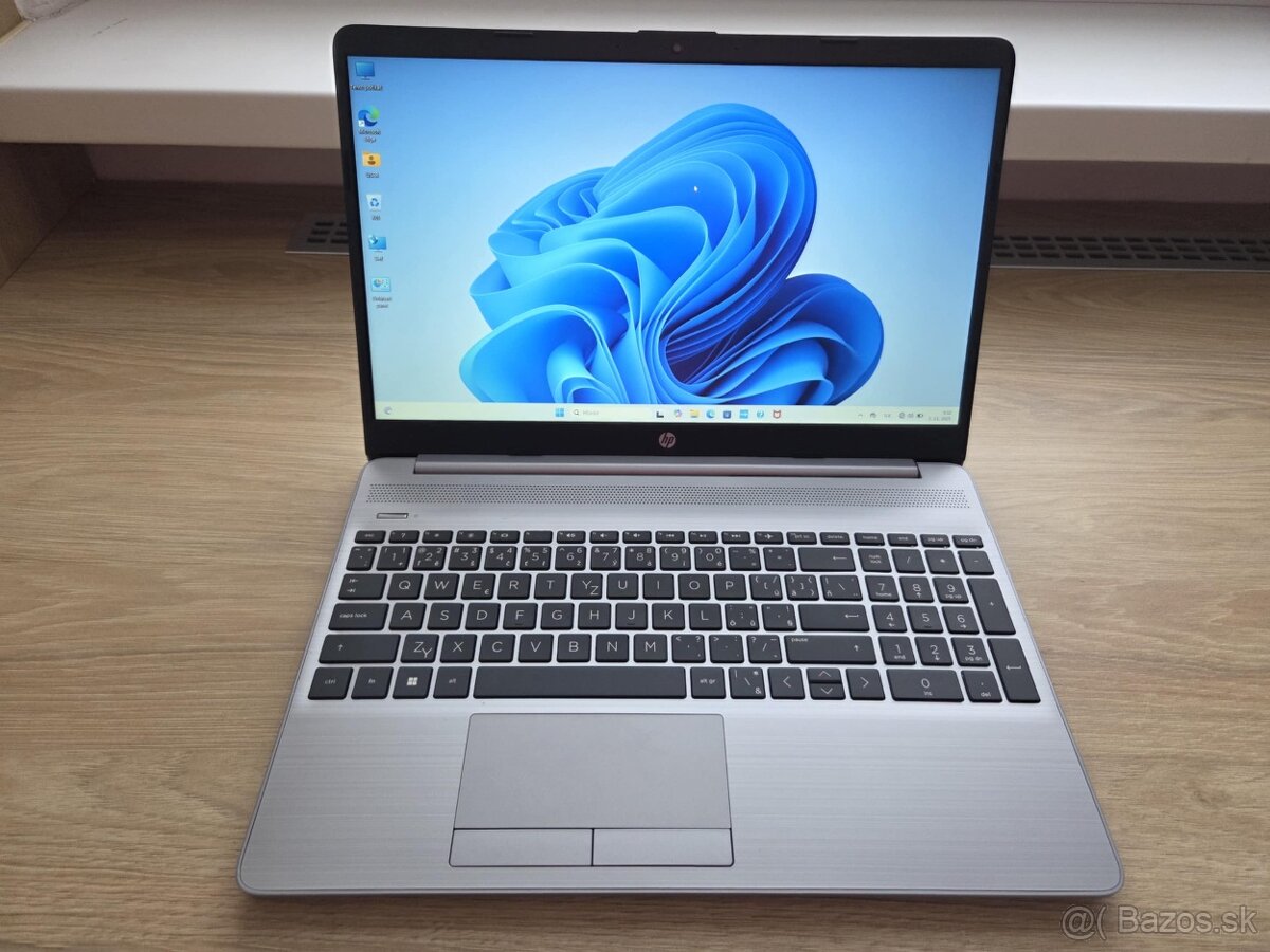HP 255 G9 ;15.6 FHD,AMD R5 5625u 8GB/512GB,W11,zaruka+brasna