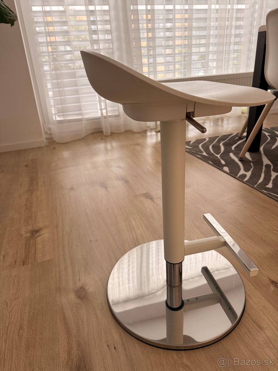 Barové stoličky Janinge