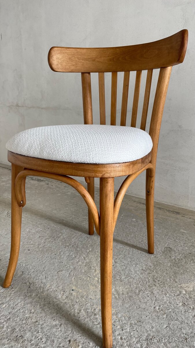 Thonet stolička
