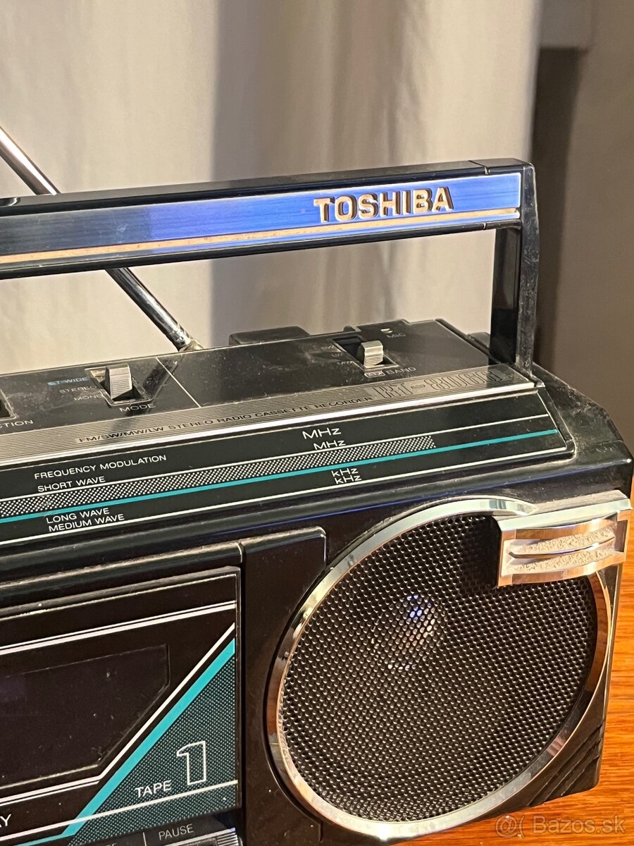 Rádiomagnetofón Toshiba