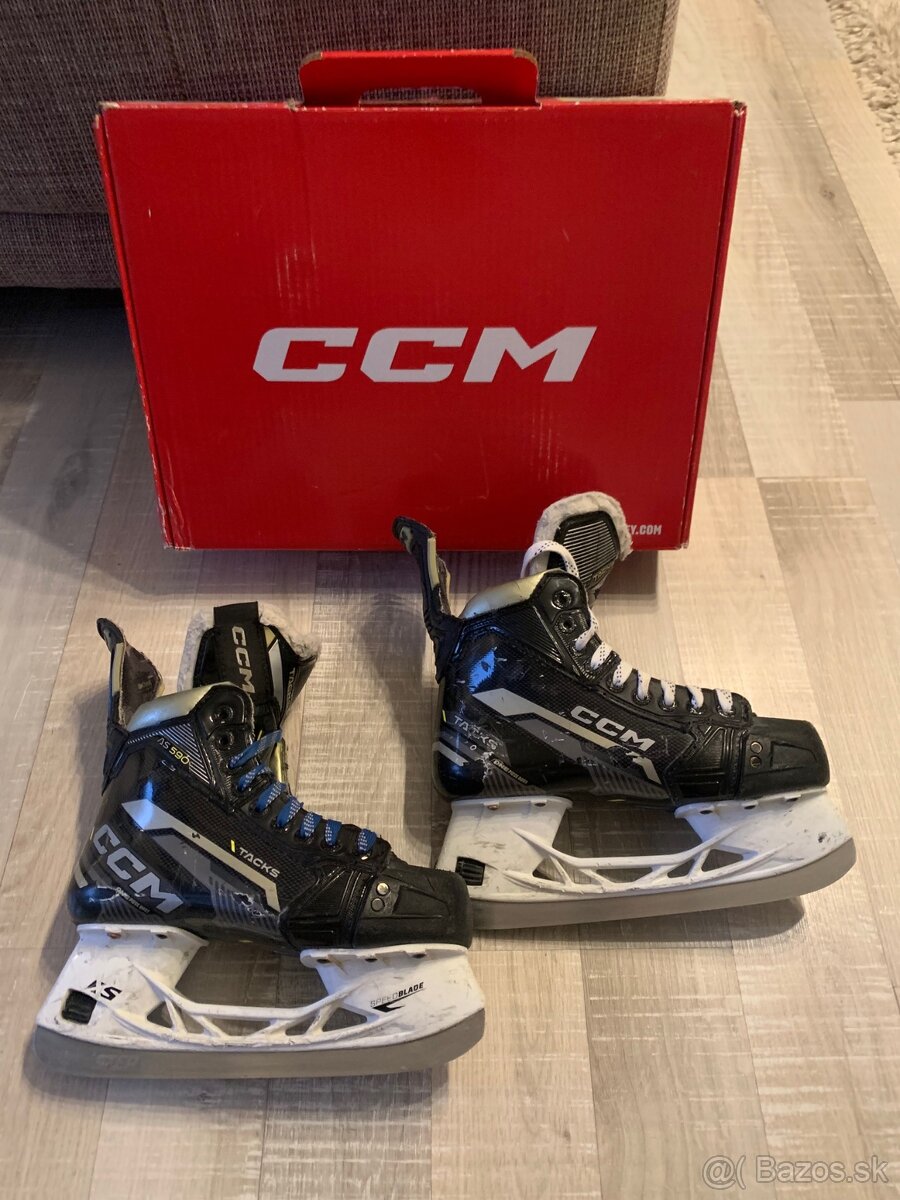 Korčule CCM Tacks AS-590 size 4
