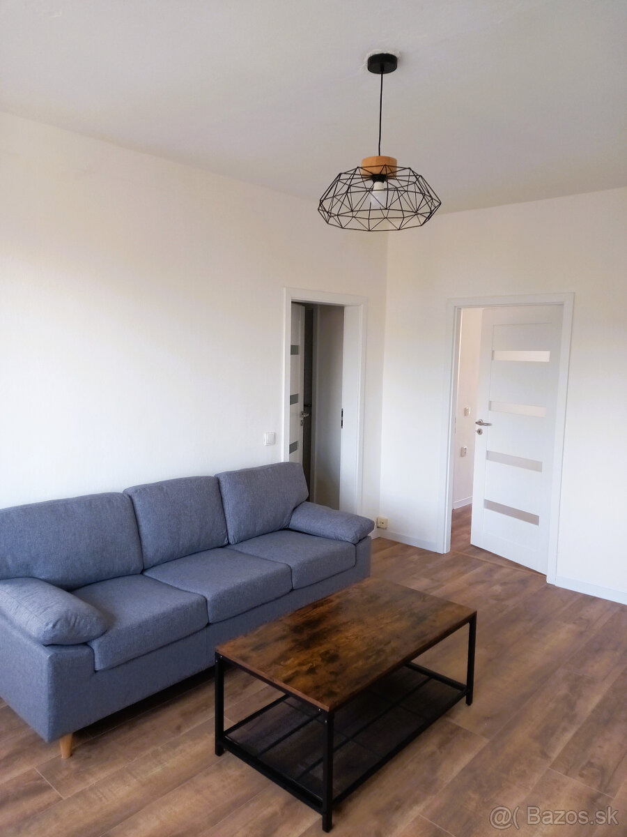 2 izb. byt na prenájom ul. Čapajevova, Terasa,