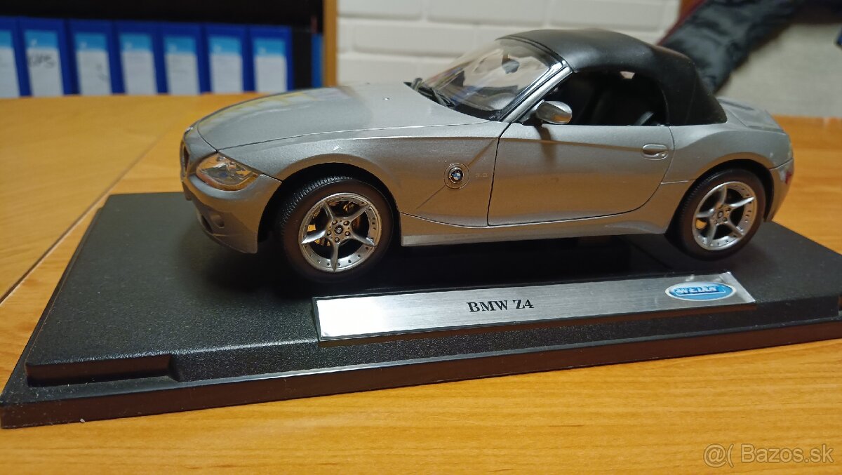 BMW Z 4 výrobca /WELLY/
