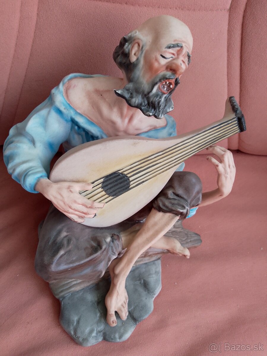 Porcelánova soška Poema