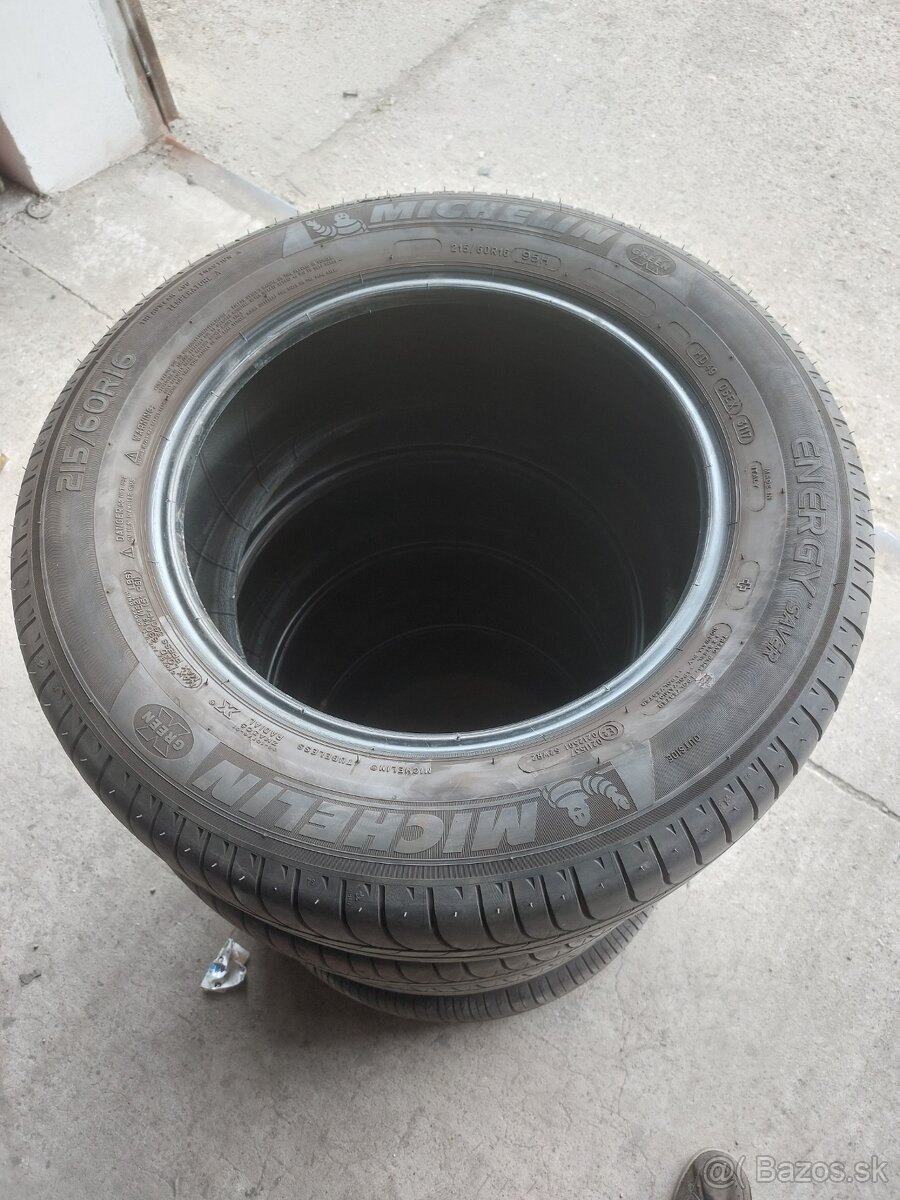 Predám 4x Michelin 215/60R16 DOT 3117