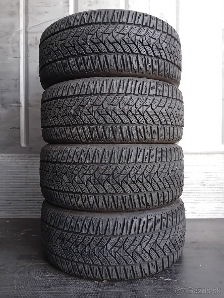 225/45R17 Zimné pneumatiky Dunlop