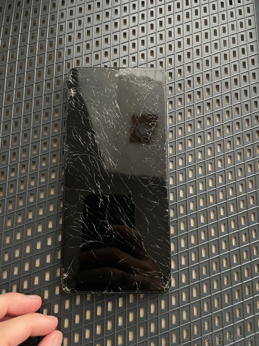 iPhone xr , Samsung
