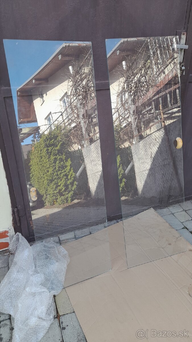 sklenene dvierka 132x43x5
