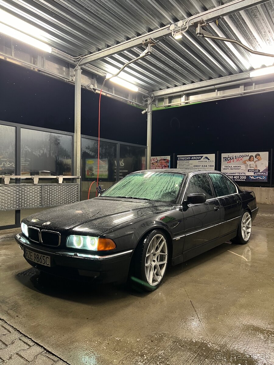 Bmw e38 730i