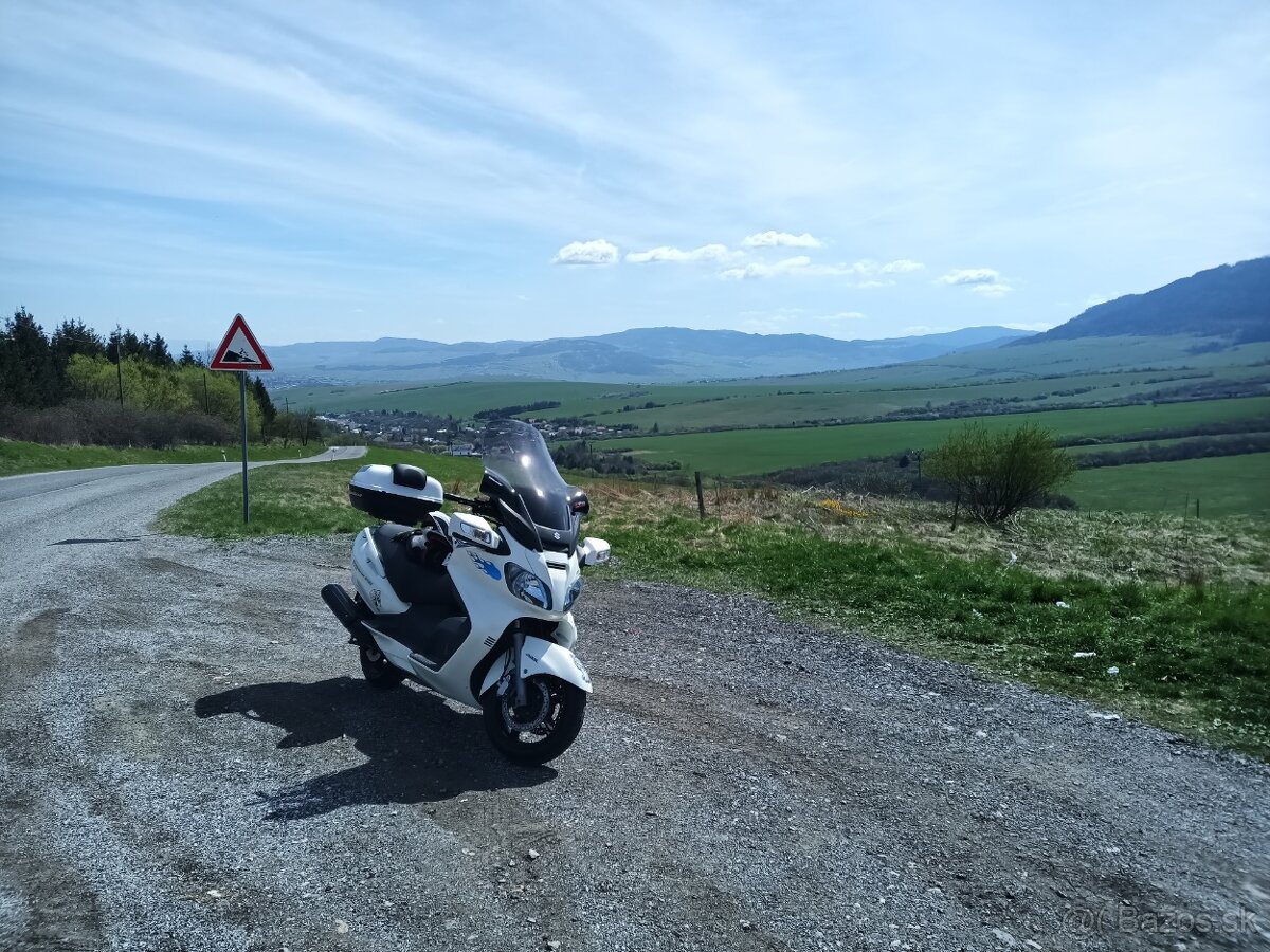 Suzuki Burgman AN 650