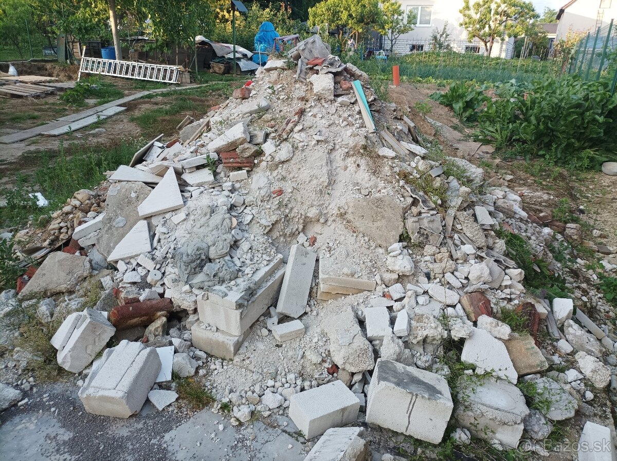 Stavebná suť