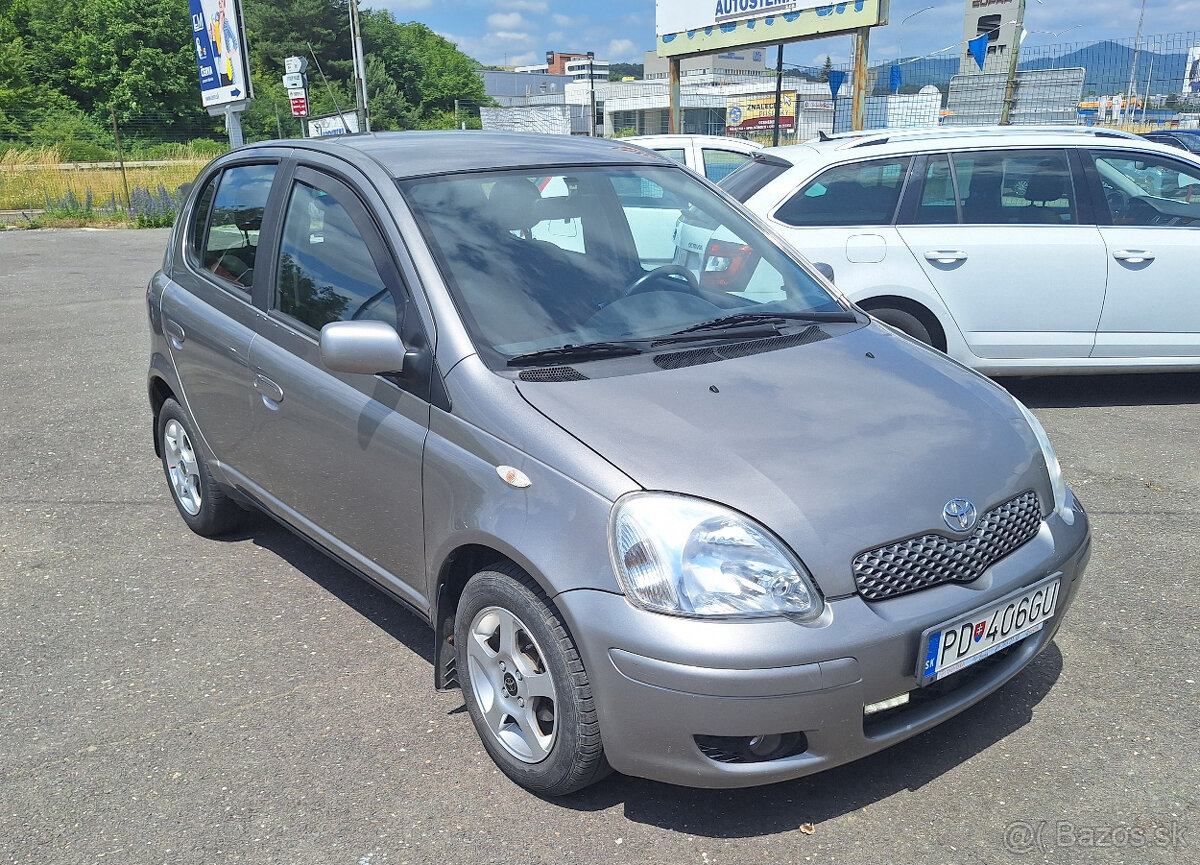 Toyota Yaris 1.0 VVT-i Terra