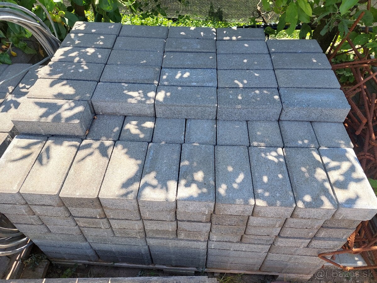 Betonova dlažba