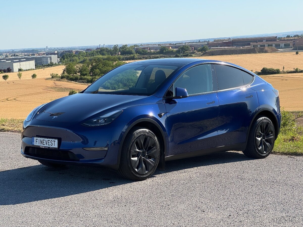 Tesla Model Y Long Range Tažné 29k km SoH 95%