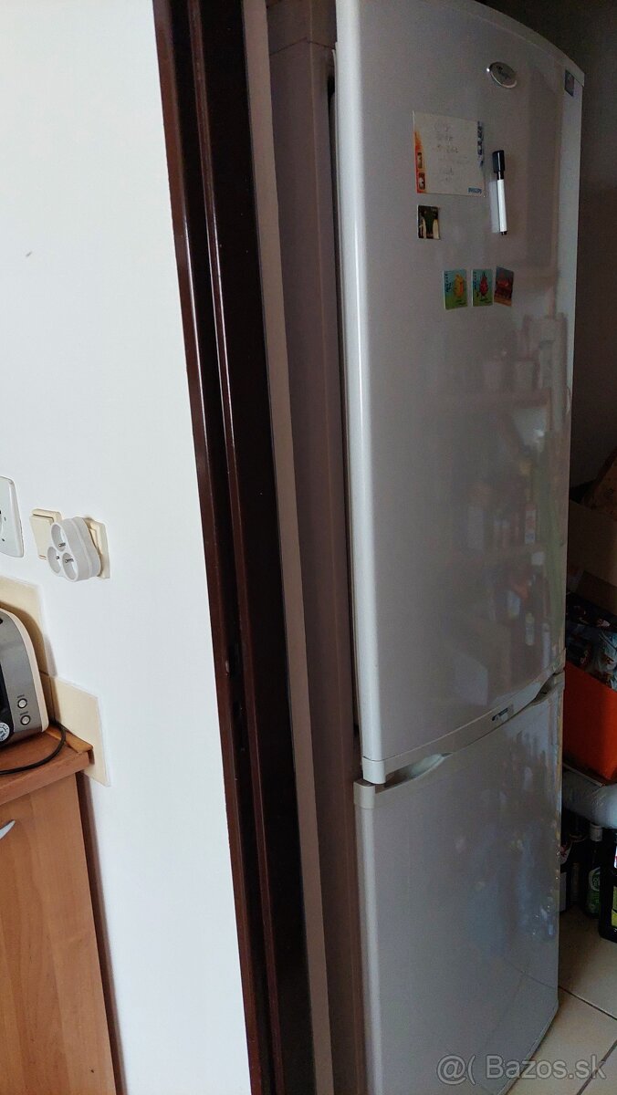 Darujem za odvoz funkčnú chladničku Whirlpool - rezervovane